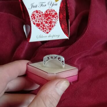 Zərgərlik dəstləri: Dəstə daxildir: Üzük, Gümüş — 10