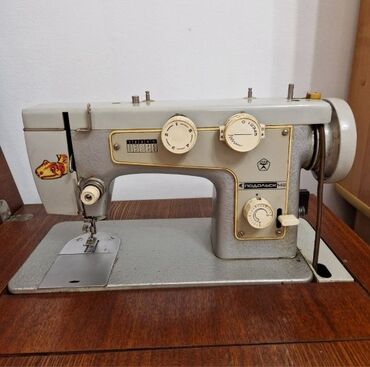 продать швейную машинку подольск: Швейная машина Автомат