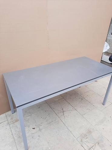 Ofis dəst mebeli: Ofis mebelləri dəsti Tərkib: - 1 ədəd qonaq/konfrans kreslosu — 3