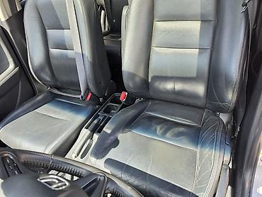 honda авенсис: Honda Jazz: 2011 г., 1.3 л, Вариатор, Гибрид, Хэтчбэк — 10