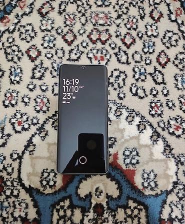ev telefonlar: Xiaomi 512 GB, rəng - Yaşıl, 
 İki sim kartlı — 2