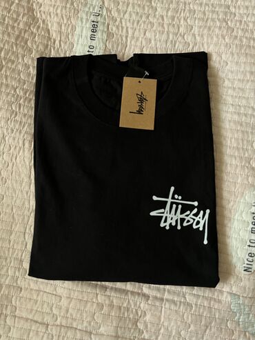 Футболки: Новая футболка “Stussy” 
Размер XL
Цвет черный