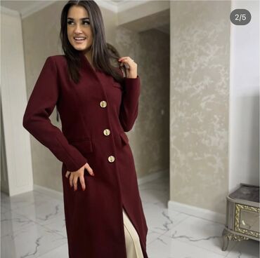 Kaputi: Prelepi kaputiii
Vel: 36-42
Uvoz Turska
Cena: 5500 dinara — 7