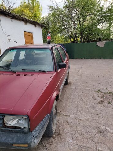 Volkswagen: Volkswagen Jetta: 1990 г., 1.6 л, Механика, Дизель, Седан