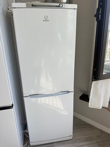 холодильник атего: Холодильник Indesit, Б/у, Side-By-Side (двухдверный), 180 *