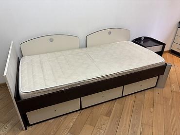 is kreslosu: Uşaq/yeniyetmə otağı üçün tam mebel dəsti Komplektə daxildir: - — 4