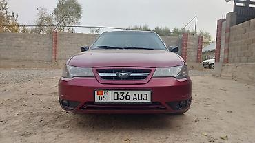 тралл одиночка: Daewoo Nexia: 2012 г., Бензин, Седан — 1