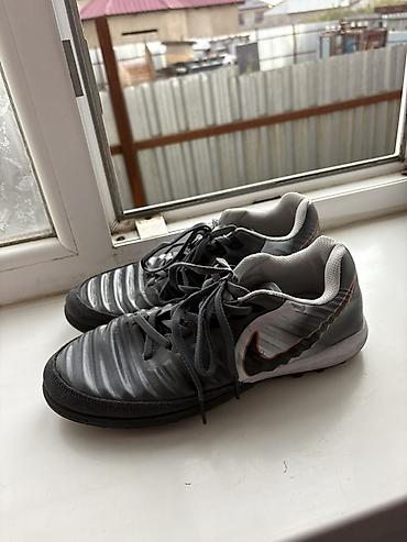 nike react: 41р одевал примерно 4 раза Причина продажи ( на размер большие они — 5