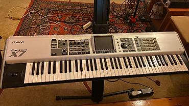 Roland Fantom-X7 sintezator/iş stansiyası - 76 klavişli, aftertouch