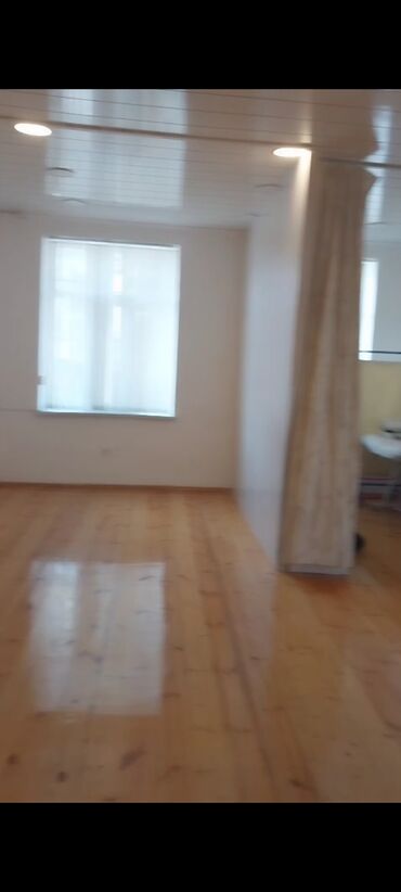 Kommersiya daşınmaz əmlakının satışı: Gəncə ş.mərkezdə H.Əliyev pr. Gəncə mola,təzə Filarmoniya,Qlaf poçta — 9