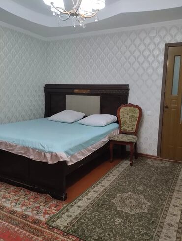 Посуточная аренда комнат: 35 м², С мебелью
