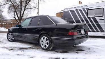 Mercedes-Benz W124: 1994 г., 3.2 л, Автомат, Бензин, Седан