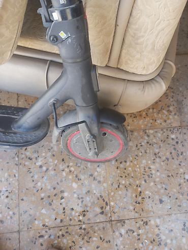 30: Xiaomi Mi Electric Scooter (M365 seriyası) - Marka/model: Xiaomi Mi — 7