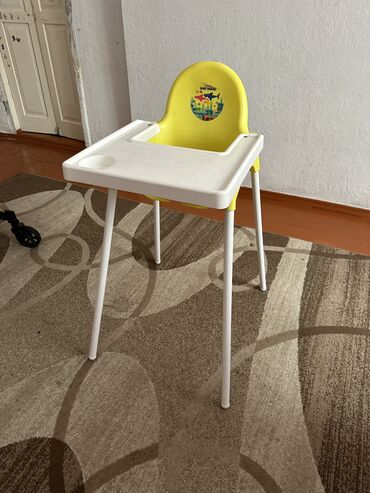 детские стулья бу: Стульчик для кормления Б/у