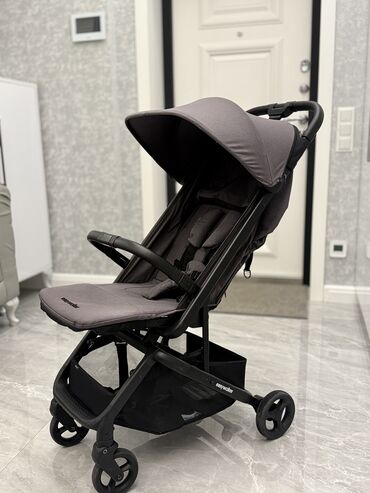 прогулочная коляска peg perego: Балдар арабасы, түсү - Кара, Колдонулган