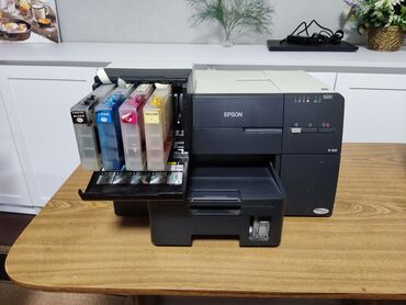 запчасти на принтер epson: Принтер epson b-300, на запчасти, японец, включается, отдаю как есть
