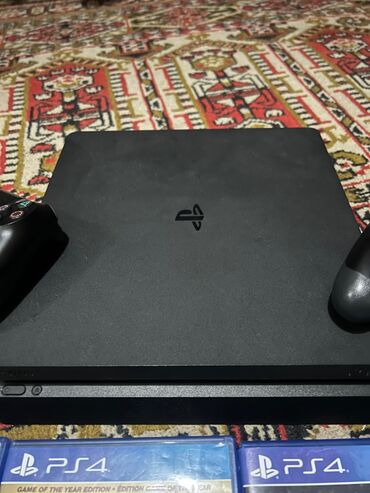 купить х бокс оне: PlayStation 4 Slim (черная) Комплектация: - Консоль PS4 Slim - Два