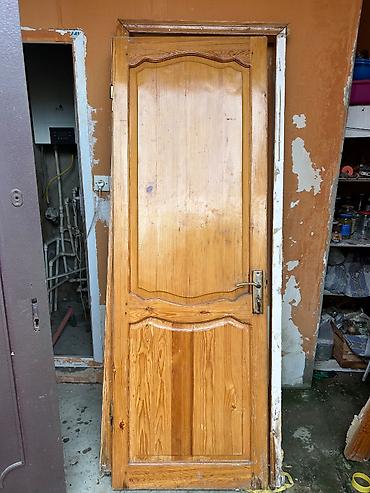 2 el mebel: Qapı 5 ədəd işlənmiş normal vəziyyətdə 300 azn şüşələri ilə birlikdə — 2