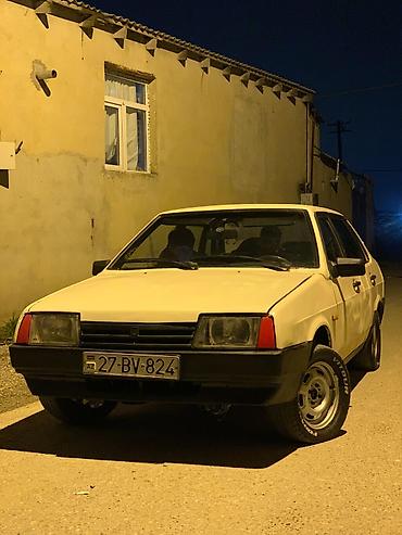VAZ (LADA): Lada Samara (VAZ-2109) hetçbek - Kuzov: 5 qapılı hetçbek, ağ rəng — 1