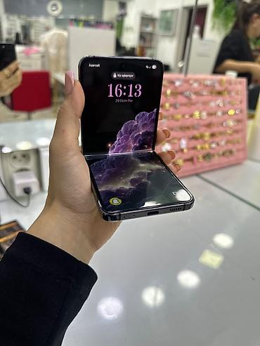 flip phone: Samsung Z Flip, 512 GB, rəng - Bənövşəyi, Barmaq izi — 2