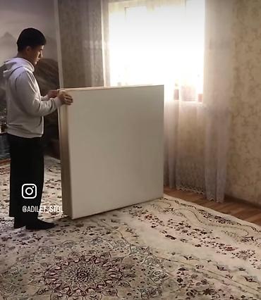 большие столы: Стол 
Ширина 1 метр длинна 2,20 метр.
Собирается. 
Очень удобный — 3