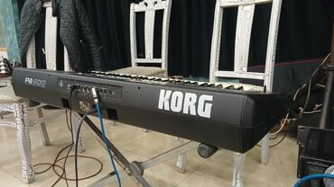 sintizator yamaha: Синтезатор, Korg