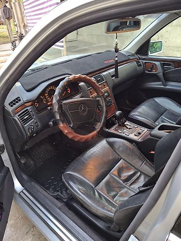 мерседес т 1: Mercedes-Benz E-Class: 1998 г., Автомат, Седан — 2