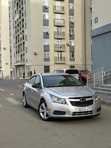 cruze spoyler: Vuruğu udarı, dəyişən detalı yoxdur.Vini təmizdir.Koja salon, 17 lik — 2