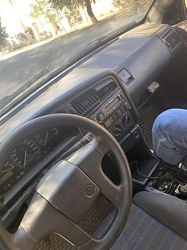 Транспорт: Volkswagen Passat Variant: 1992 г., 2 л, Механика, Бензин, Универсал — 7