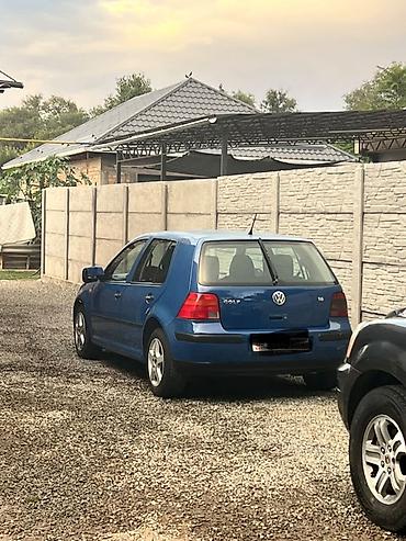 Транспорт: Volkswagen Golf: 2002 г., 1.6 л, Механика, Бензин, Хэтчбэк — 1