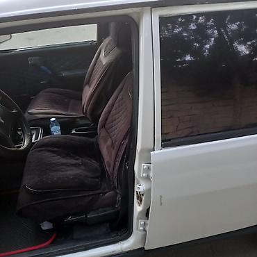 Tofas: Model: Tofas Kartal (universal kuzov) Rəng: Ağ Kuzov: 5 qapılı — 7