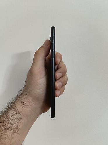 bass: Iphone 7 plus sim free, sa 256 gb memorije. Telefon je dobro očuvan i — 2