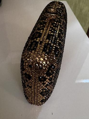 converse canta: Vakko gecə çantası – daşlı clutch
Svaroviski dawli 120 manat — 4