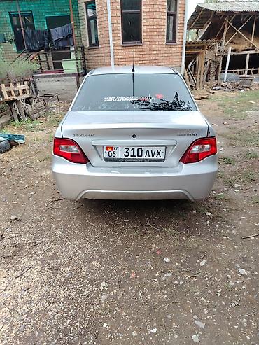 Унаа: Chevrolet Nexia: 2010 г., Кол менен иштөөчү, Бензин, Седан — 4