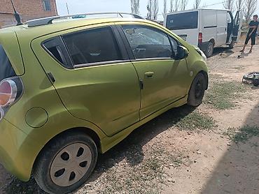 ли 9 авто: Chevrolet Spark: 2009 г., 1 л, Автомат, Бензин, Хэтчбэк — 3