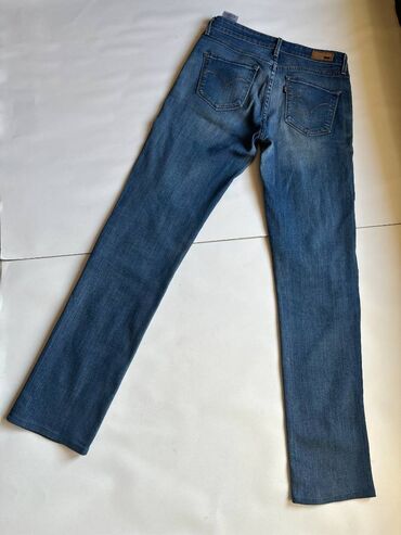 Farmerke: LEVIS DEMI CURVE - Fantastične Levis Demi Curve. Stanje odlično na lalafo.rs — 3 Farmerke: LEVIS DEMI CURVE - Fantastične Levis Demi Curve. Stanje odlično — 3