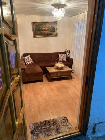 mingecevirde kiraye ev elanlari: 60 kv. m, 2 otaqlı, Kombi, Qaz, İşıq