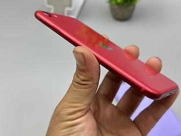 iphone z: IPhone 8, Б/у, 64 ГБ, Красный, Чехол, 100 % — 2
