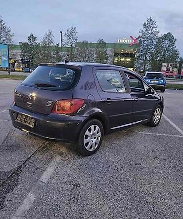smart multimedija: PEUGEOT 307 - KOMPLETAN AUTO U DELOVIMA | Originalni polovni delovi — 3