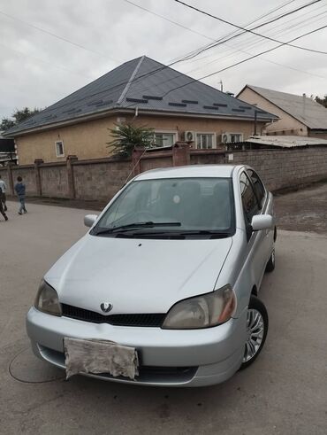 Toyota: Toyota Platz: 2000 г., 1.5 л, Автомат, Бензин, Седан