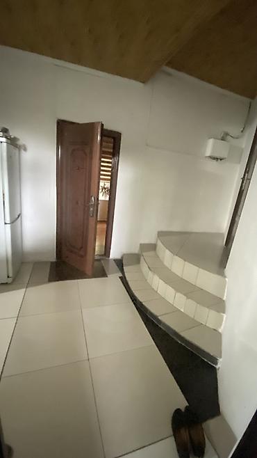 объявления беловодском: 6 комнат и более, 215 м², 7 соток, Бишкек, Собственник — 4