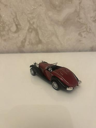 Avtomobil satışı: Kolleksiya üçün retro model maşın – metal die-cast miniatür kabriolet — 2