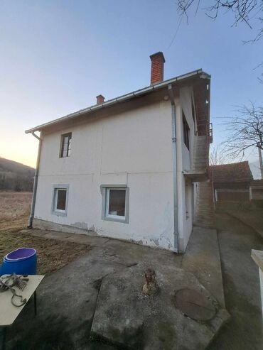 duboke farmerkee broj: 200 sq. m, 10 bedrooms