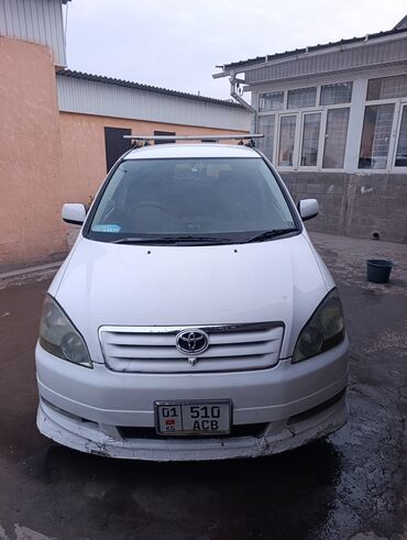 Toyota: Toyota Ipsum: 2002 г., 2.4 л, Автомат, Бензин, Минивэн — 9