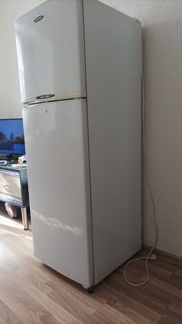 Сепараторы: Б/у 2 двери Toshiba Холодильник Продажа, цвет - Бежевый