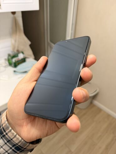 Apple iPhone: IPhone 14, 128 GB, Midnight, Simsiz şarj, Face ID — 7