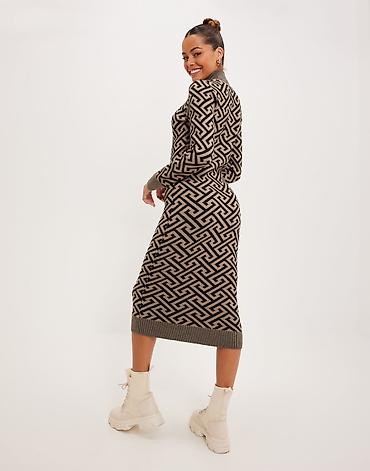 brown: Платье трикотажное Vero Moda Tall - Фасон: миди, приталенный силуэт — 1