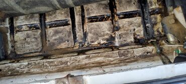 VAZ (LADA): LADA 2107 sedan – klassik ağ rəngli, 4 qapılı, arxa ötürücülü model — 6