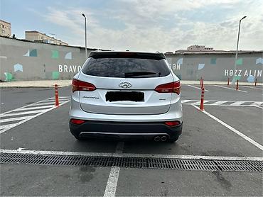 Hyundai: Hyundai Santa Fe: 2.4 l | 2013 il Krossover — 14