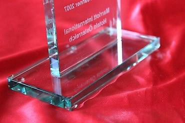 Ostali predmeti za umetnost i kolekcionarstvo: STAKLENA PLAKETA CLUB 2000, MARRIOTT, AUSTRIJA 2007. | Staklena — 9